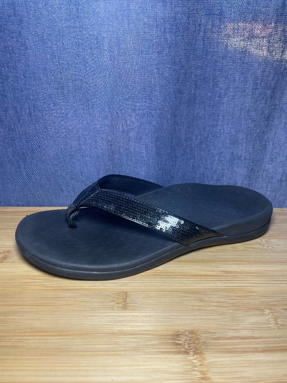 Vionic Tide Sequin Sequined Flip Flop Sandals Shoes Sz 9 Black 44TideSQ Nice!